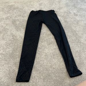 Black animal print leggings